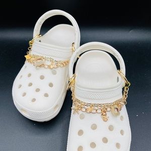 Crocs Exclusive Gold Sea Shell Ring Chain